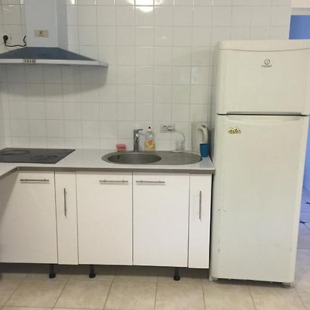 Lori Hostel Бобіньї Екстер'єр фото